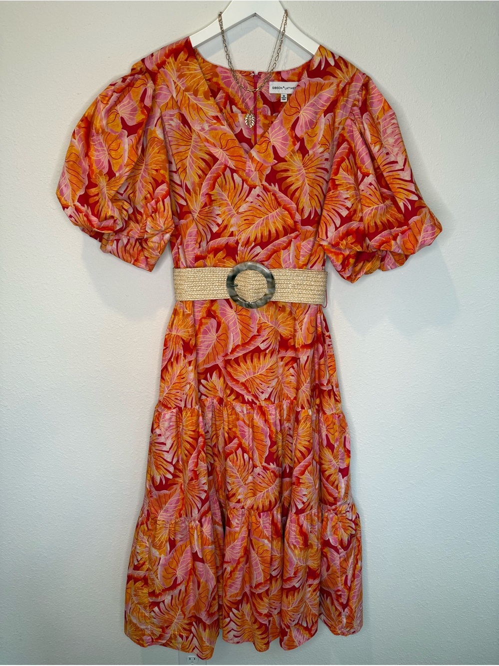 Gibson Latimer Coral Pink & Orange Tropical Puff-Sleeve Midi Dress
